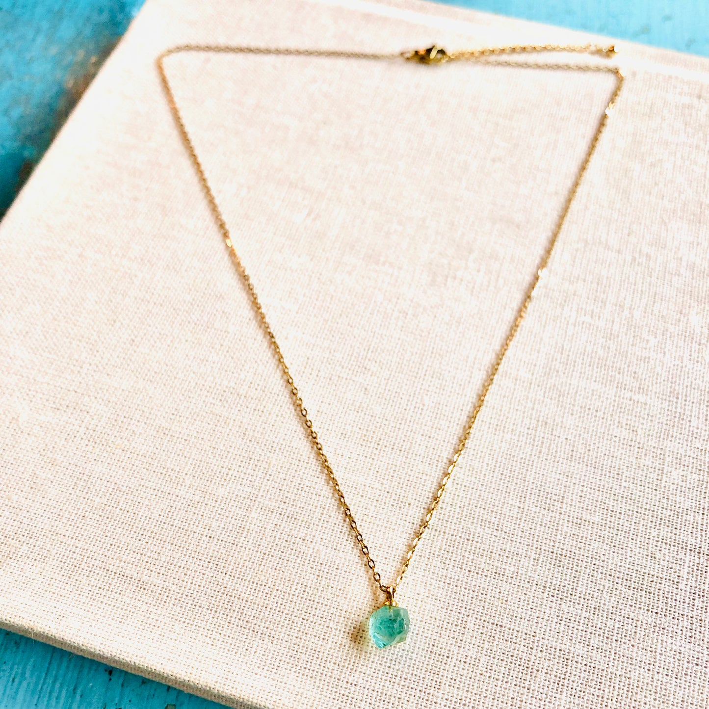 Collar Apatita Cruda