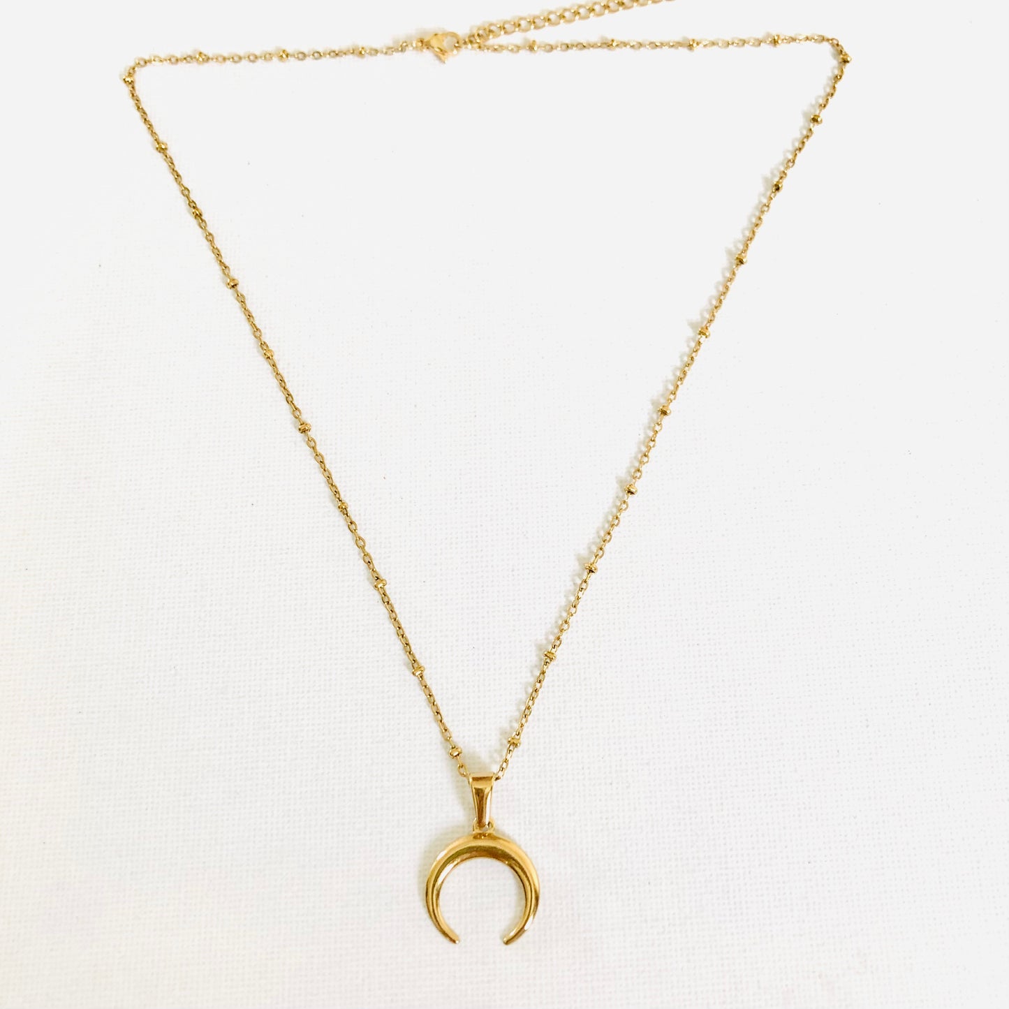 Collar Chandra