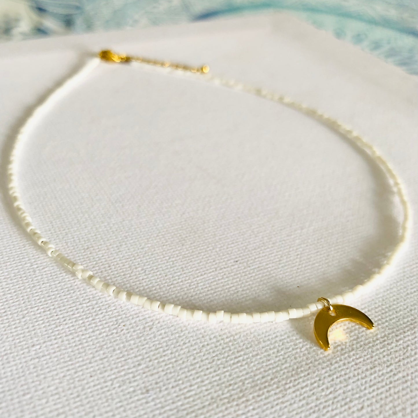 collar sustantivo