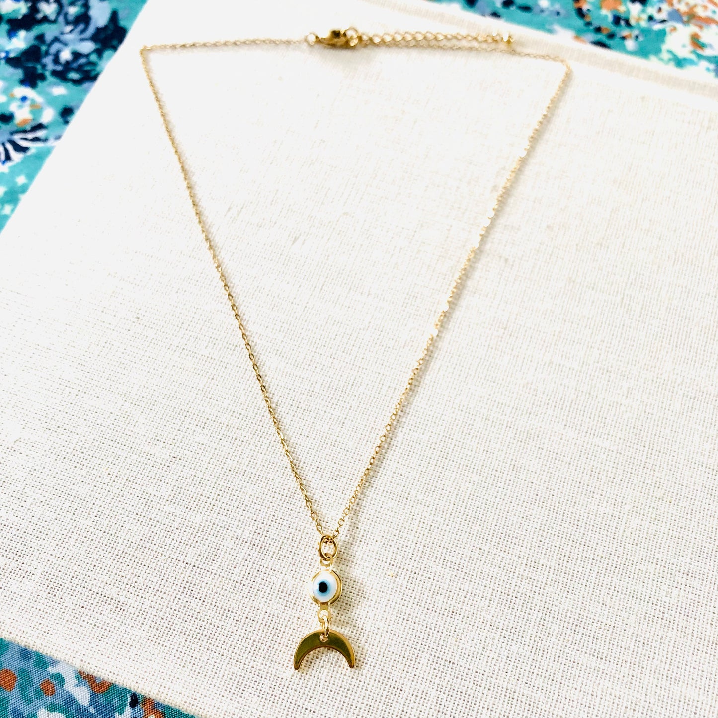 Necklace Moon Power