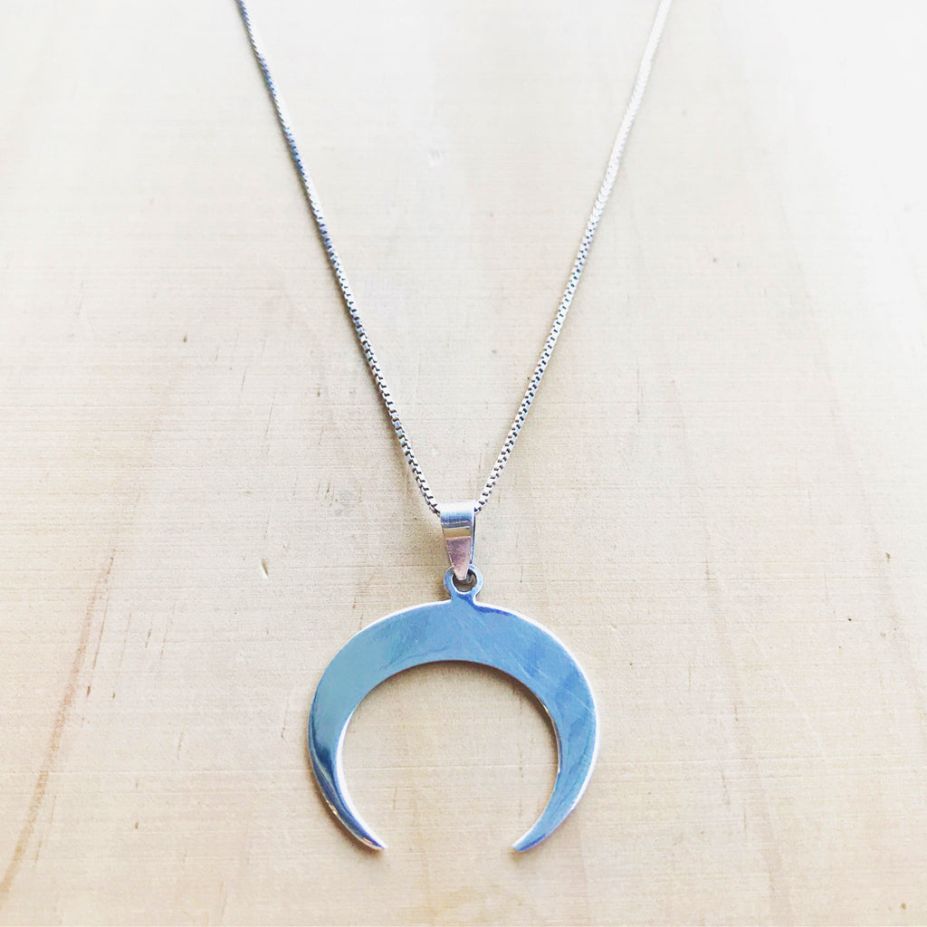 Necklace Super Moon